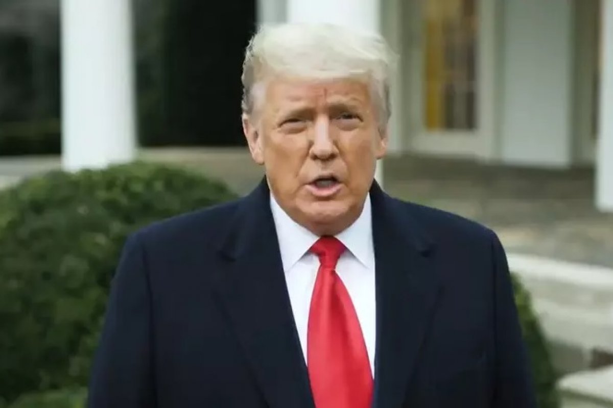 Conta do Twitter de Donald Trump é tirada do ar