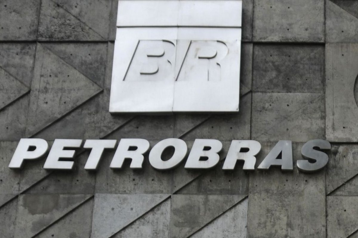  Petrobras reabre programa de demissão voluntária neste começo de ano  