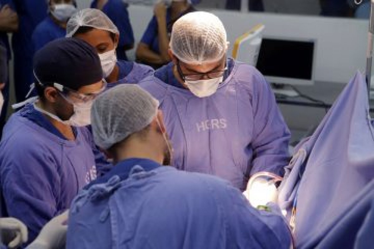 Cirurgias eletivas permanecem suspensas até o final do mês em todo o estado