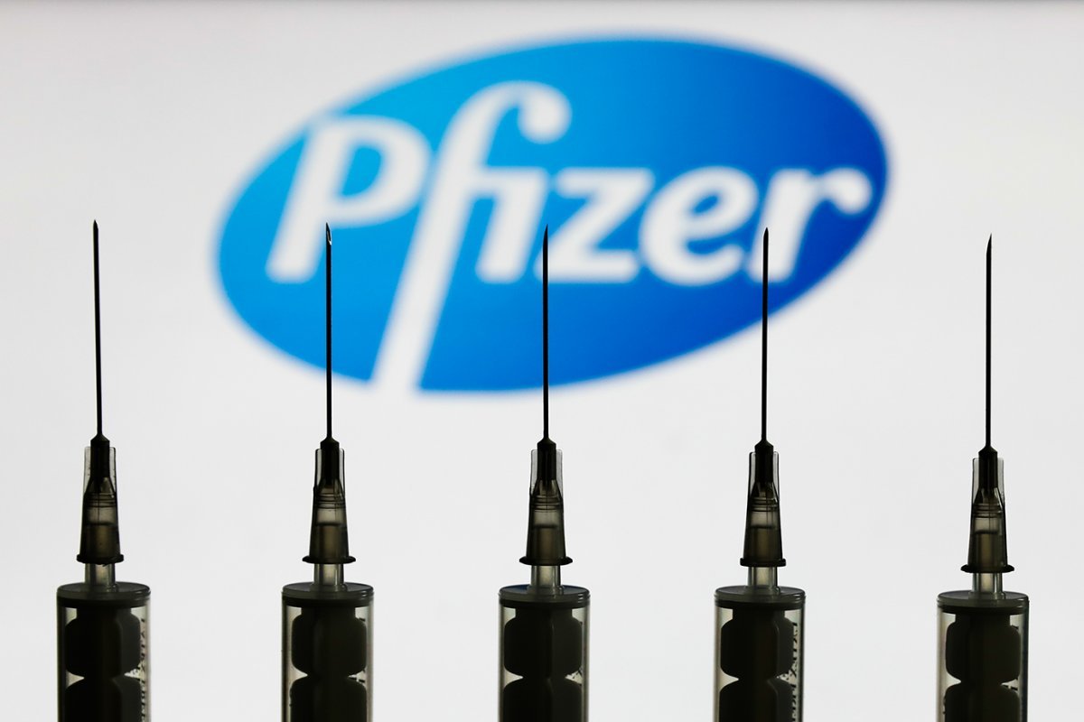 Reunião entre Pfizer e Anvisa termina sem acordo sobre uso emergencial de vacina