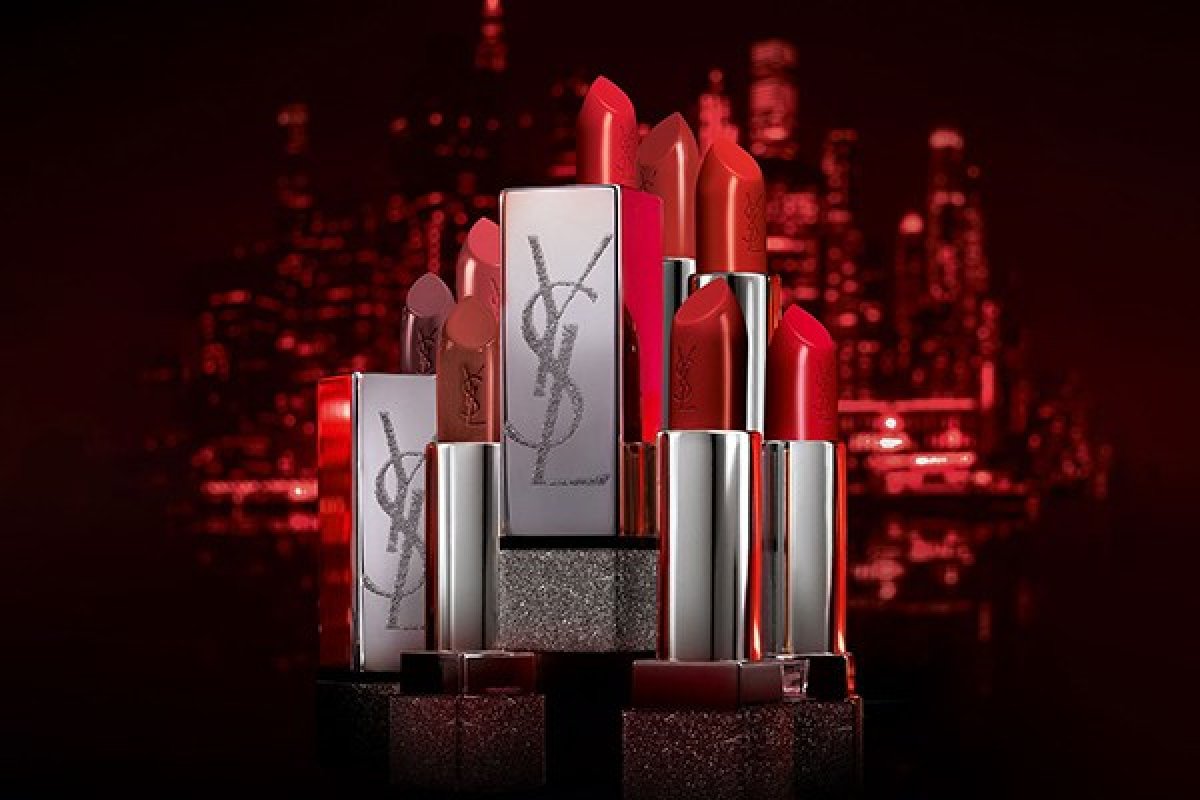 Zoë Kravitz e YSL Beauty lançam coleção de batons