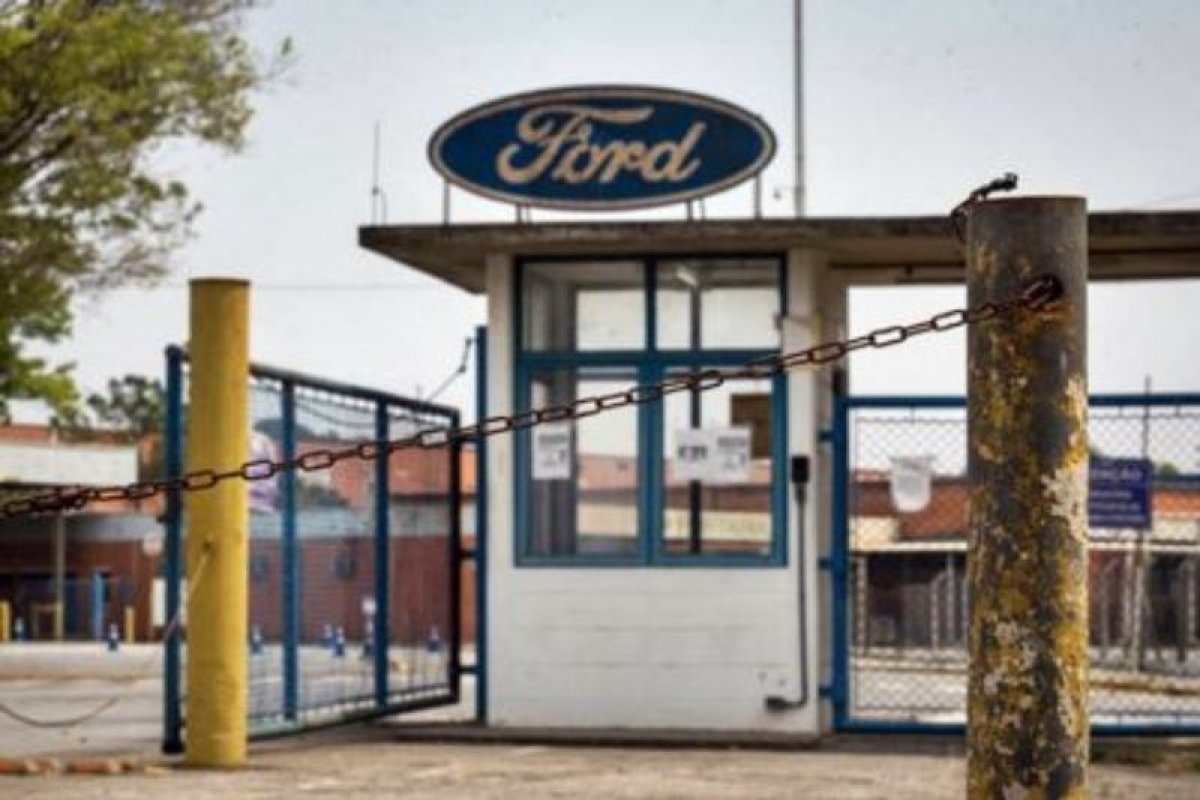 Fim das atividades da Ford pode gerar prejuízo de R$ 5 bilhões na economia baiana, revela estudo