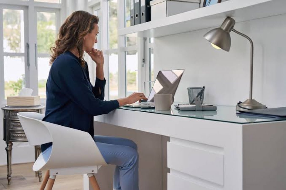 Empresas resolvem estender home office até dezembro de 2021