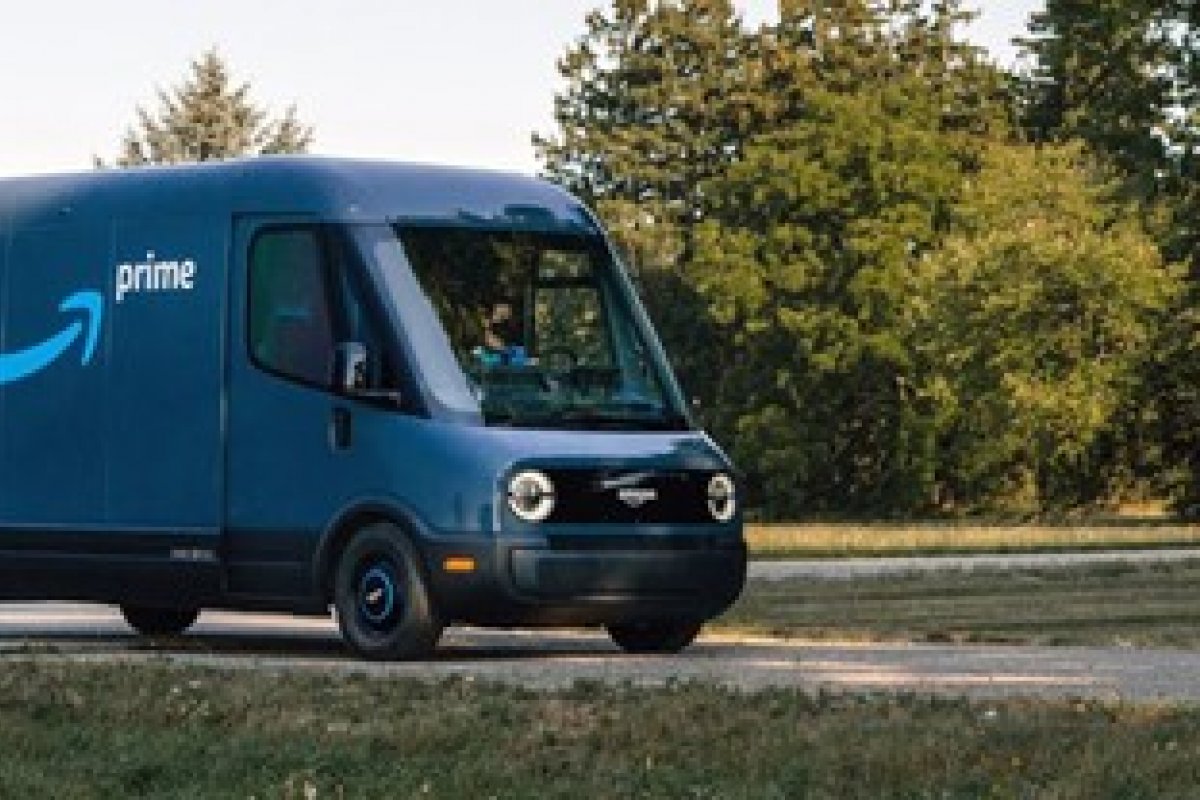 Van elétrica da Amazon começa as entregas nos Estados Unidos