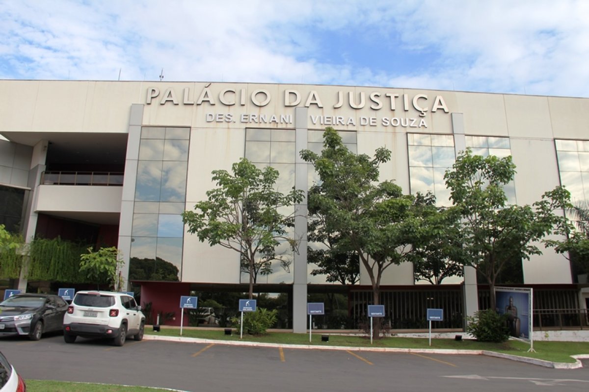 Desembargadores do Mato Grosso recebem "extra" de mais de R$ 270 mil
