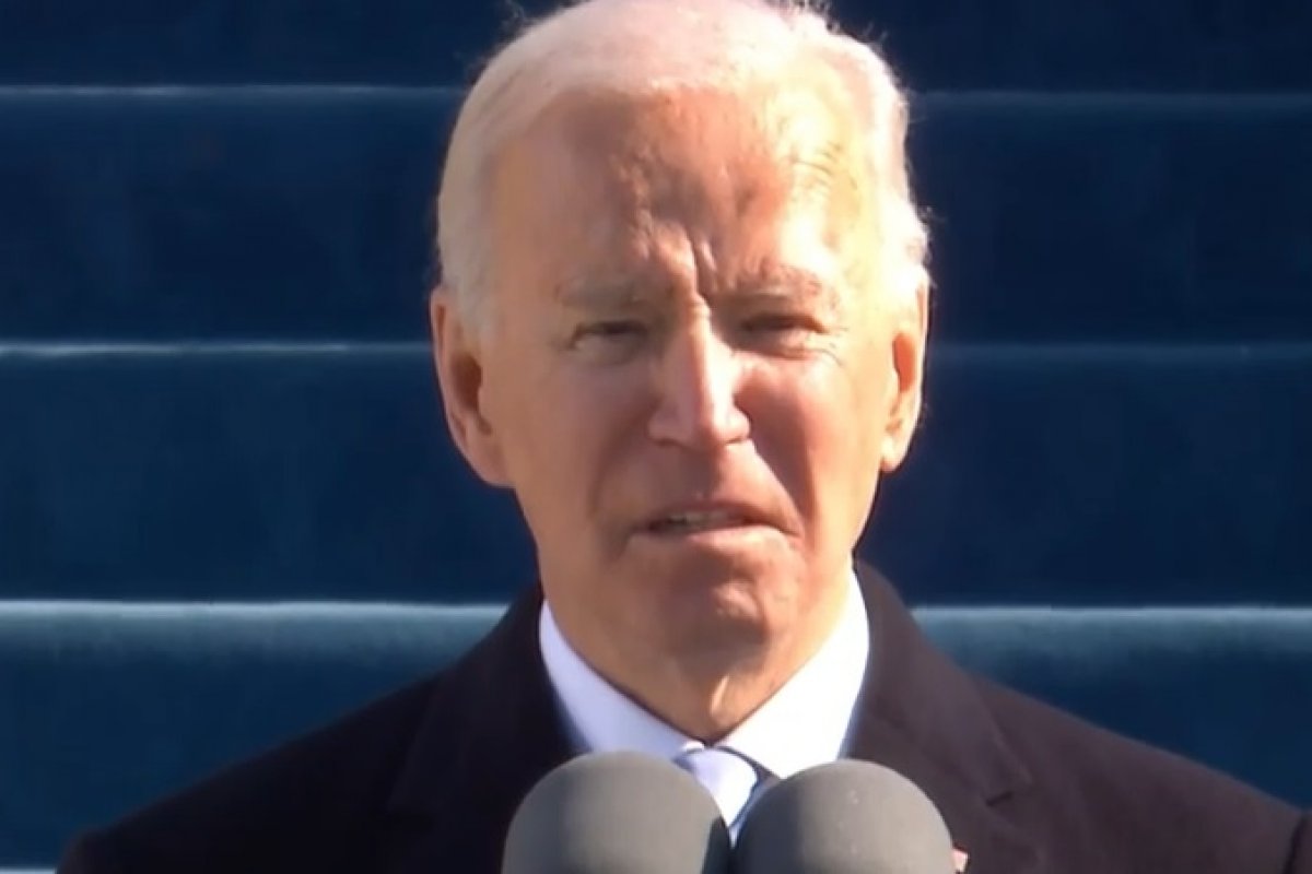 "União é o caminho a seguir", diz Joe Biden em discurso de posse