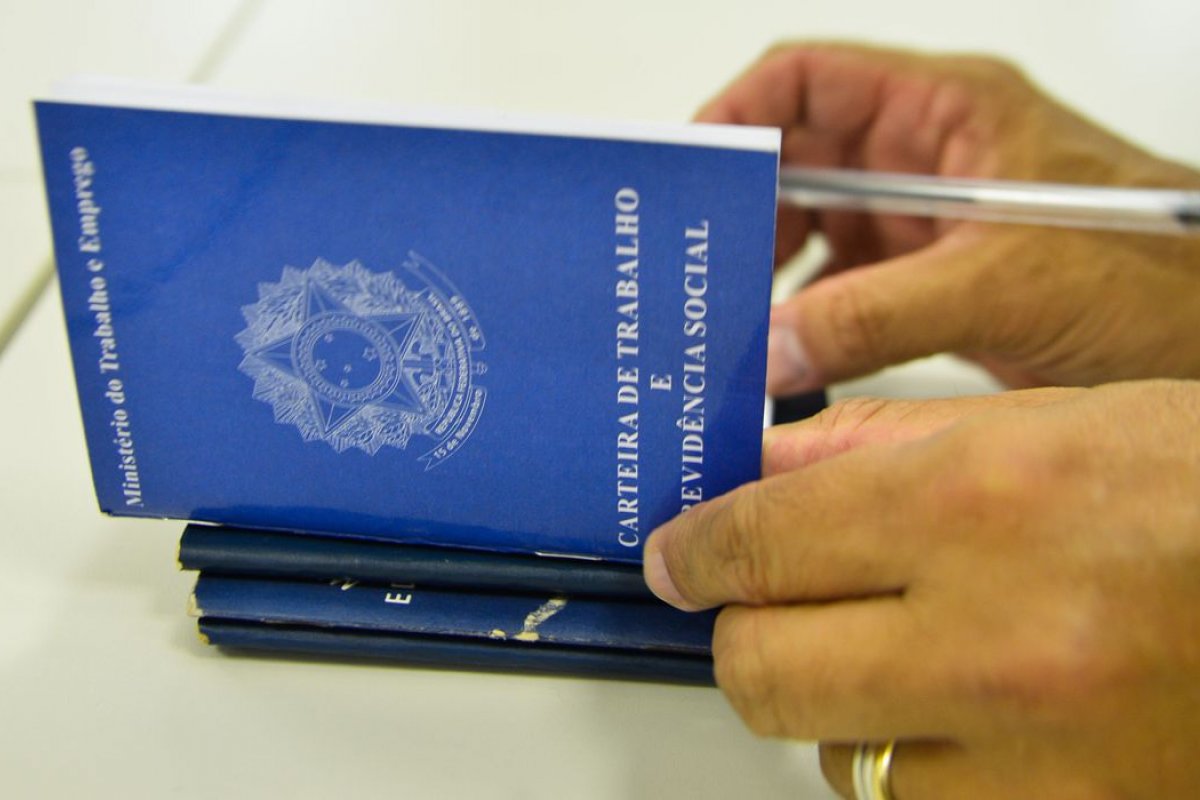 Pesquisa de Sondagem Industrial demonstra crescimento de emprego no mês de dezembro