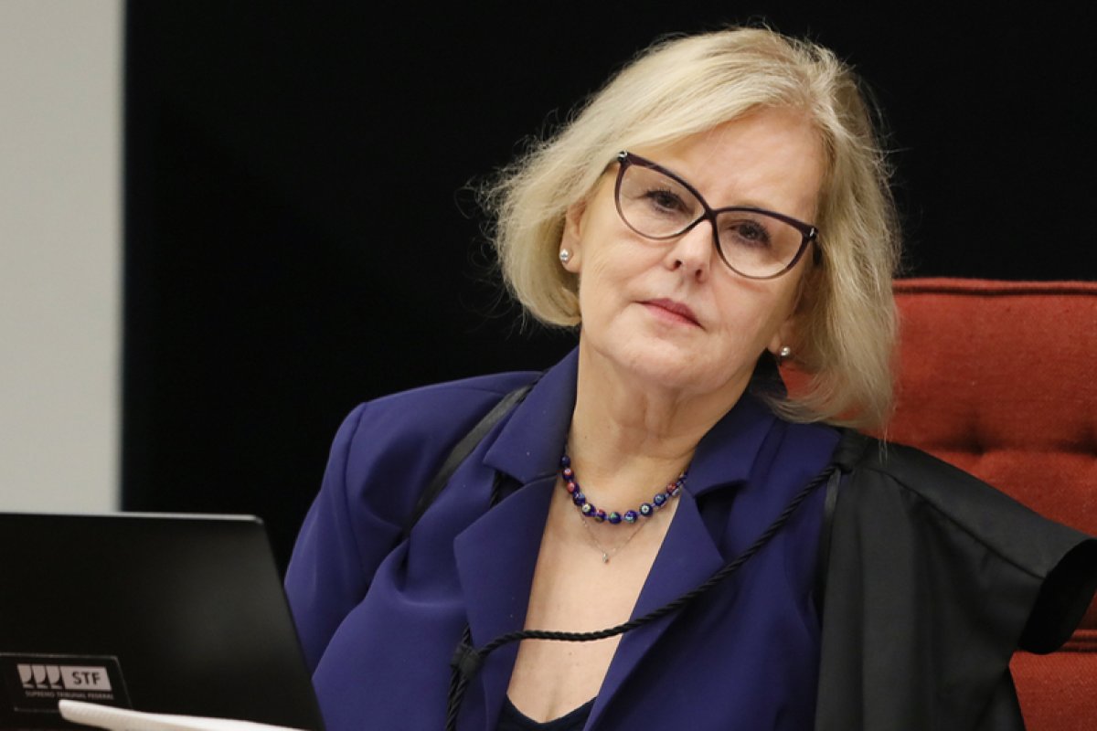Rosa Weber nega pedido do PDT para derrubar voto presencial da Câmara