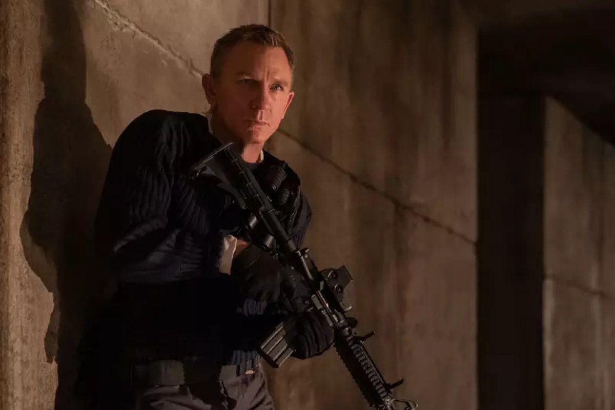 Estreia de novo filma da franquia "007" é adiada para outubro