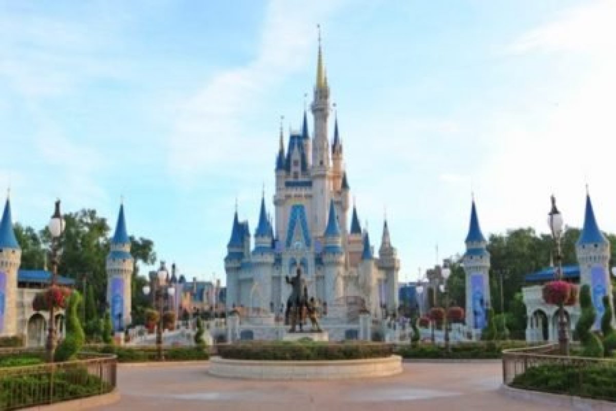 Famosa atração da Disney passará por mudanças após críticas de racismo