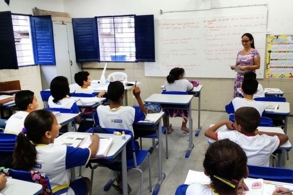 Brasil teve 47,3 milhões de matrículas em 2020, aponta Censo 