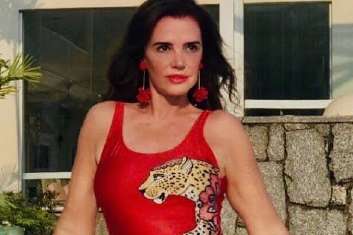Babado! Aos 56 anos, Luma de Oliveira vai expor casamento com Eike Batista em biografia