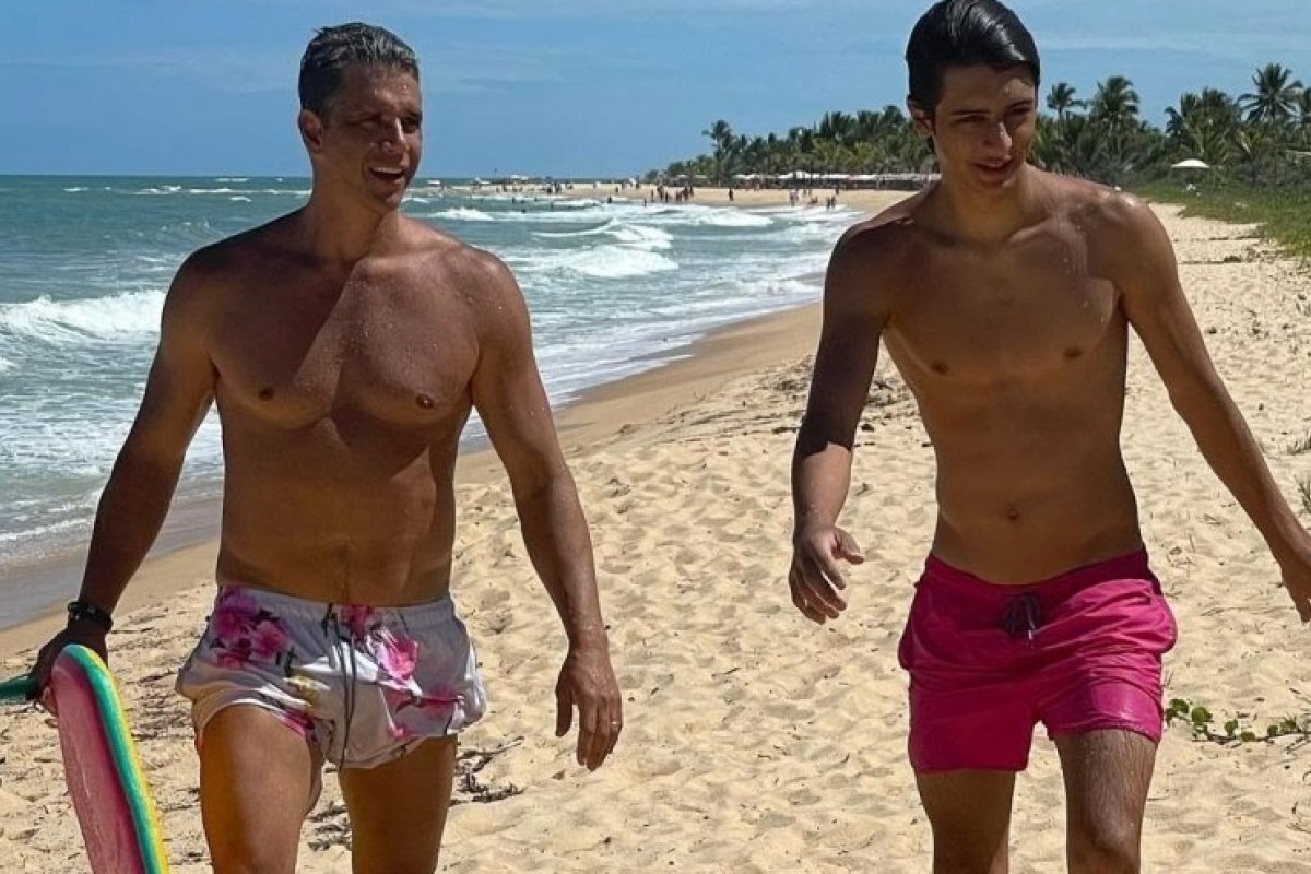 Márcio Garcia está de férias na Bahia!