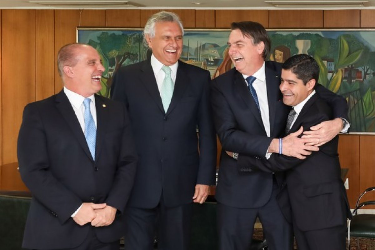 "Não vou indicar nem porteiro no governo Bolsonaro", diz ACM Neto 