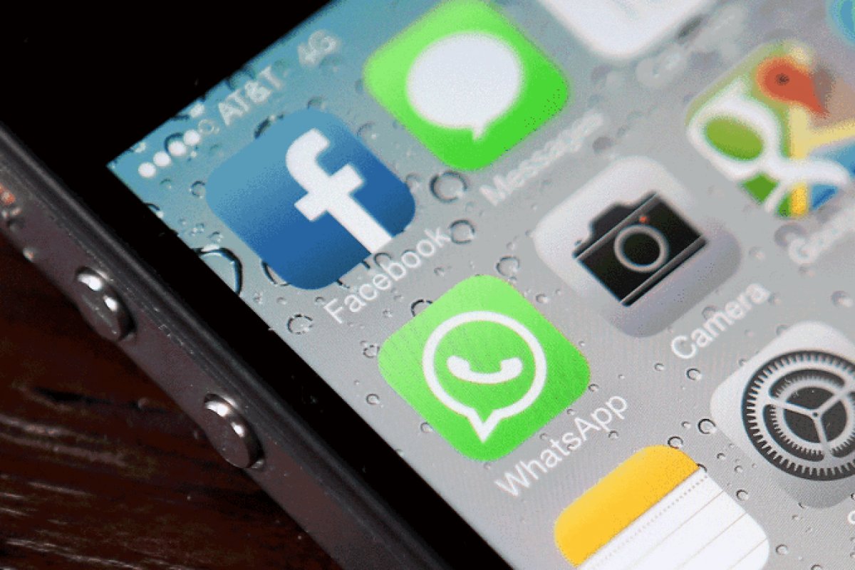 Empresa descobre mensagem falsa que engana usuário sobre alterações na política do WhatsApp