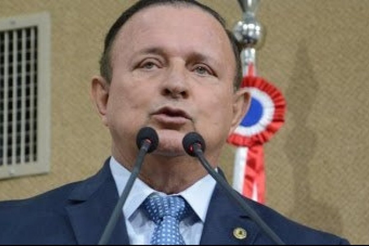 Adolfo Menezes é eleito presidente da Assembleia Legislativa da Bahia