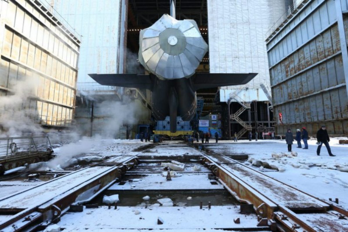 EUA e Rússia anunciam extensão do tratado nuclear Novo Start
