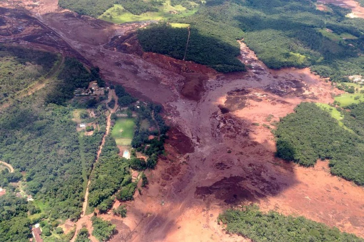 Governo de Minas Gerais e Vale devem assinar hoje acordo de R$ 37 bilhões para reparação de Brumadinho