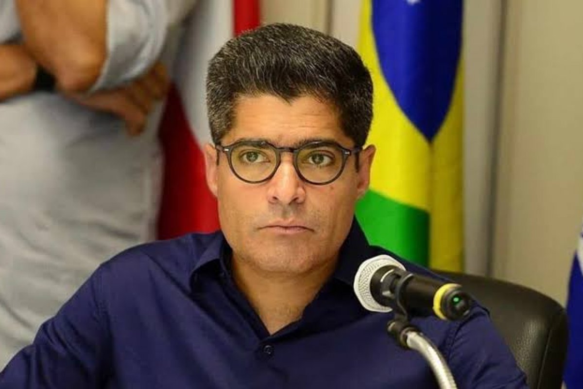Chamado de traidor por Wagner, Neto reage: "Fale sozinho"