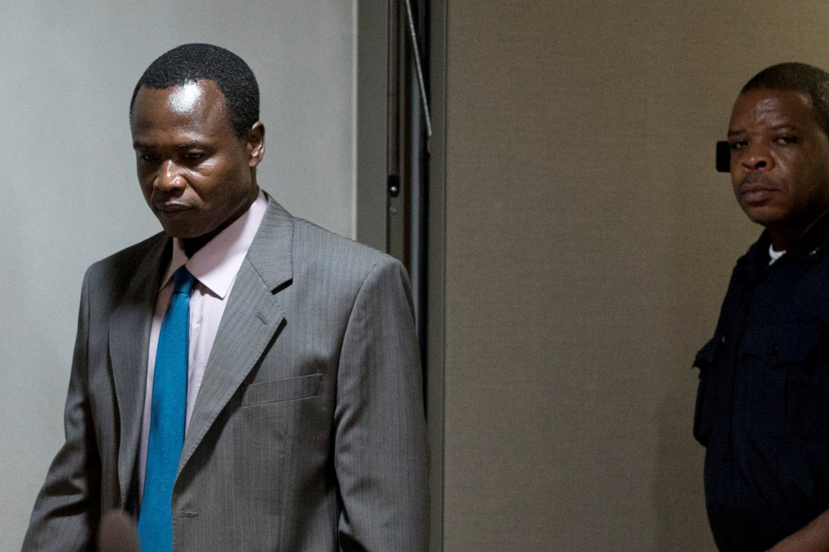 Ex-líder de exército de Uganda é condenado por crimes contra a humanidade, assassinato, tortura e sequestro