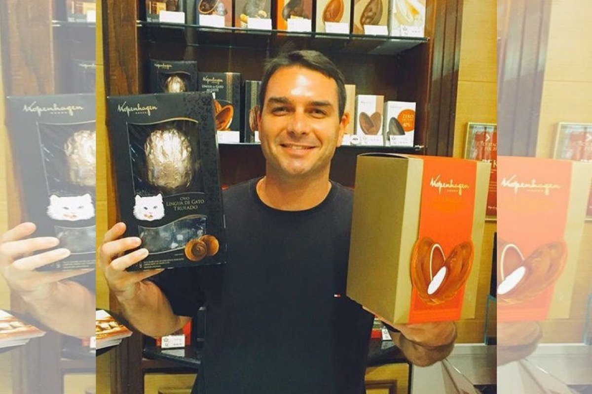 Flávio Bolsonaro e sócio devolvem loja de chocolates alvo de investigação do MP