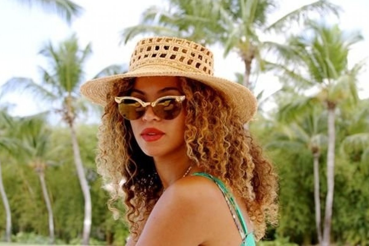Como manter o cabelo hidratado no verão