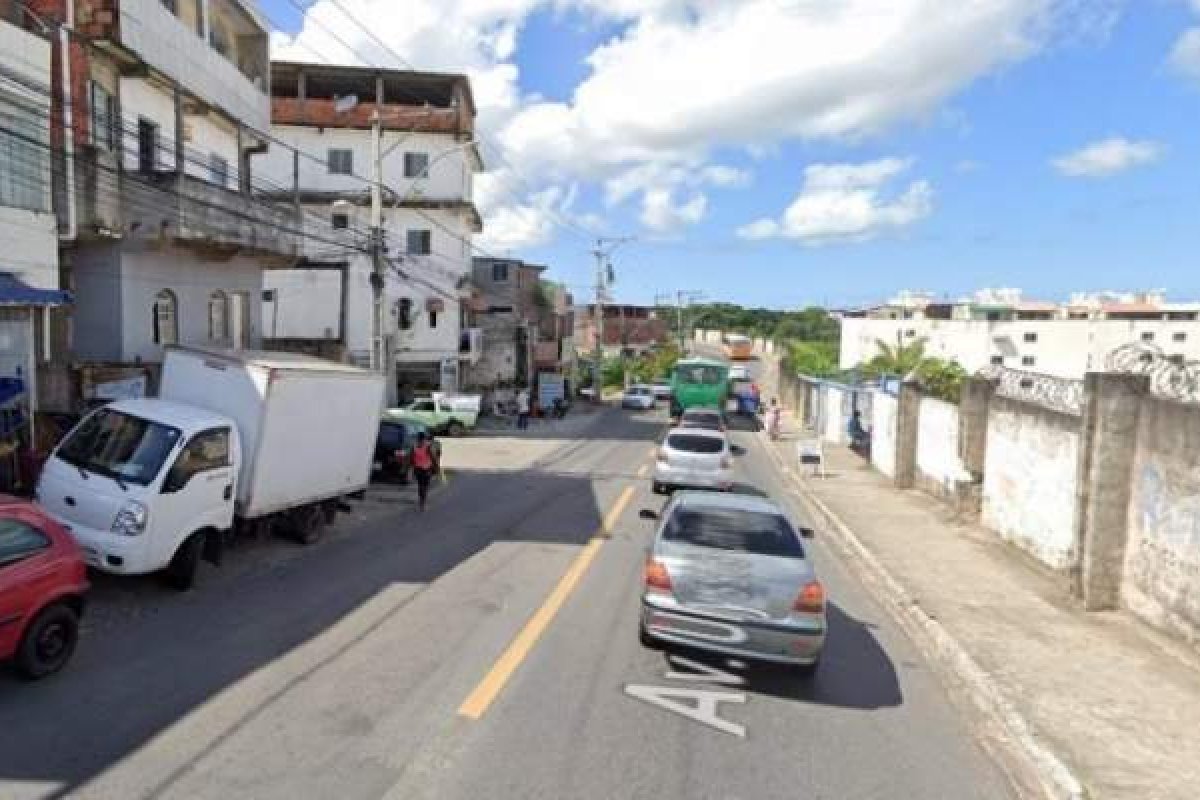 Suspeitos fazem motorista de aplicativo refém no bairro Sussuarana, em Salvador