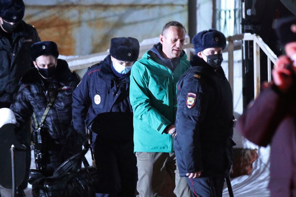 Rússia expulsa diplomatas sob a acusação de participarem de atos pró-Navalny