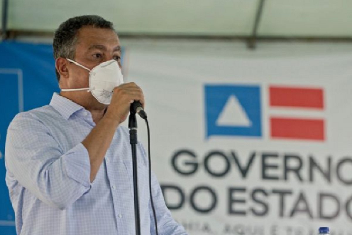 Rui Costa chama Bolsonaro de "irresponsável" ao falar sobre as mortes por Covid-19 no Brasil