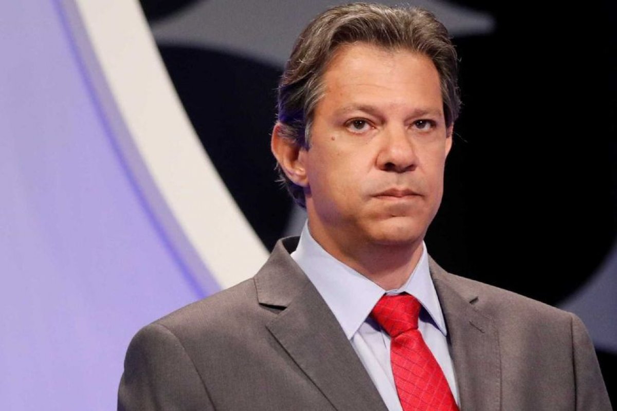 Haddad (PT) confirma pré-candidatura à presidência em 2022