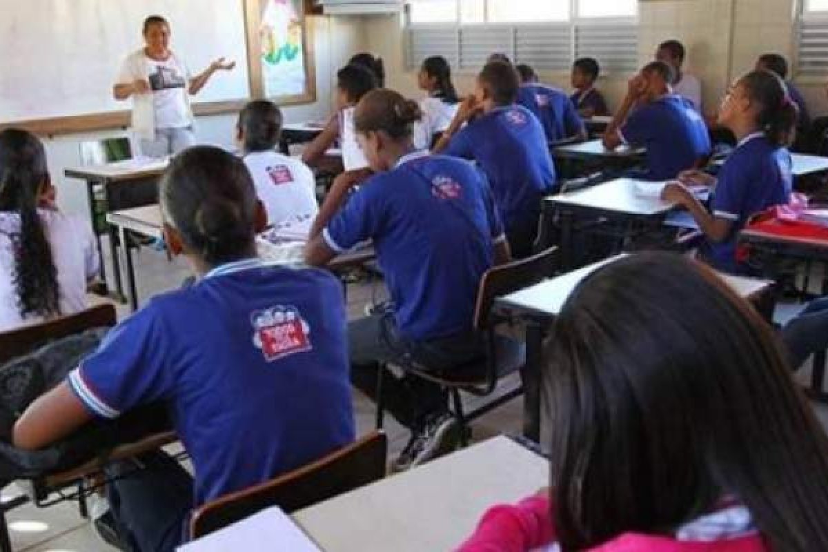 Justiça determina retorno das aulas presenciais na Bahia até 1º de março