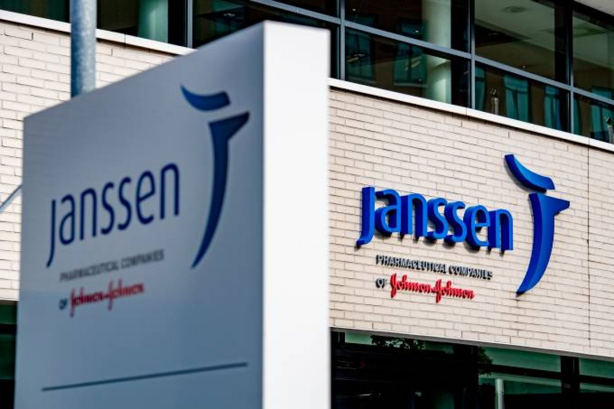Farmacêutica da Johnson descarta venda de vacinas para empresas privadas no Brasil