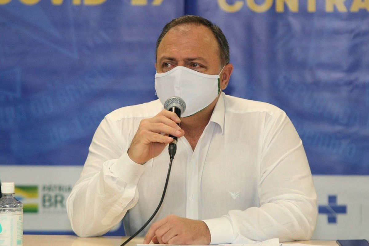 Covid-19: Pazuello enfatiza grandeza da vacinação e destaca capacidade de produção de vacinas no Brasil 