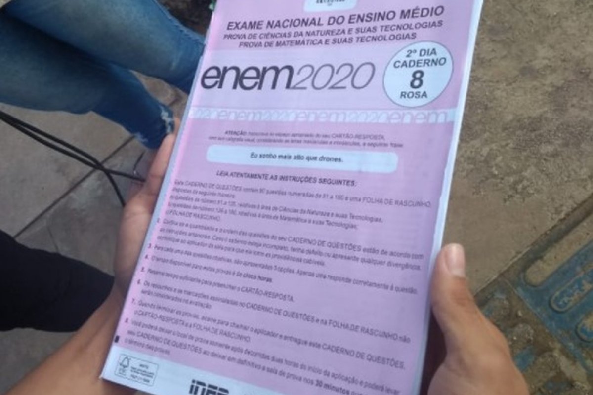 Comissão que avalia Enem sugere alterar 'ditadura' por 'regime militar' e 'não utilizar' 66 questões do banco de itens 