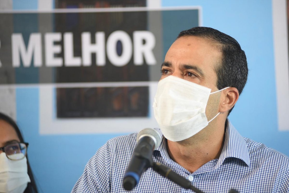 Bruno Reis diz que se preocupa com situação dos barraqueiros, mas precisa "seguir os protocolos da prefeitura" 