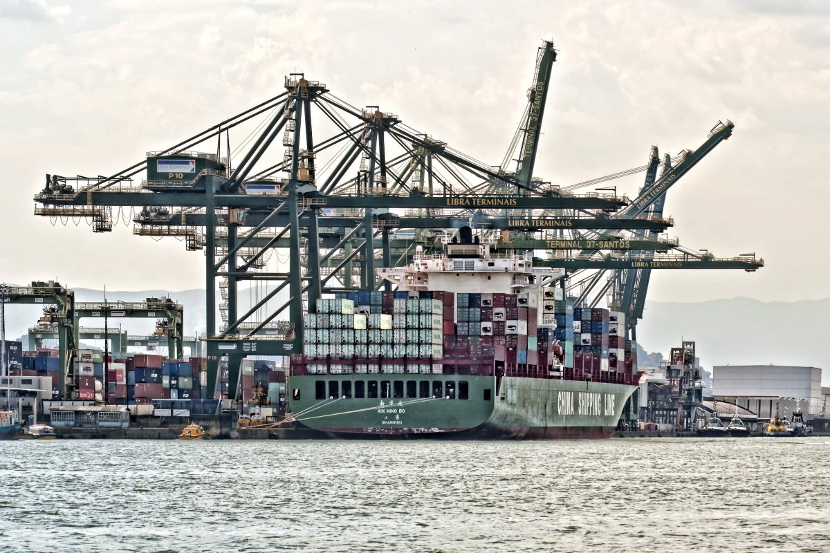 Dependência comercial do Brasil em relação à China bate recorde em 2020