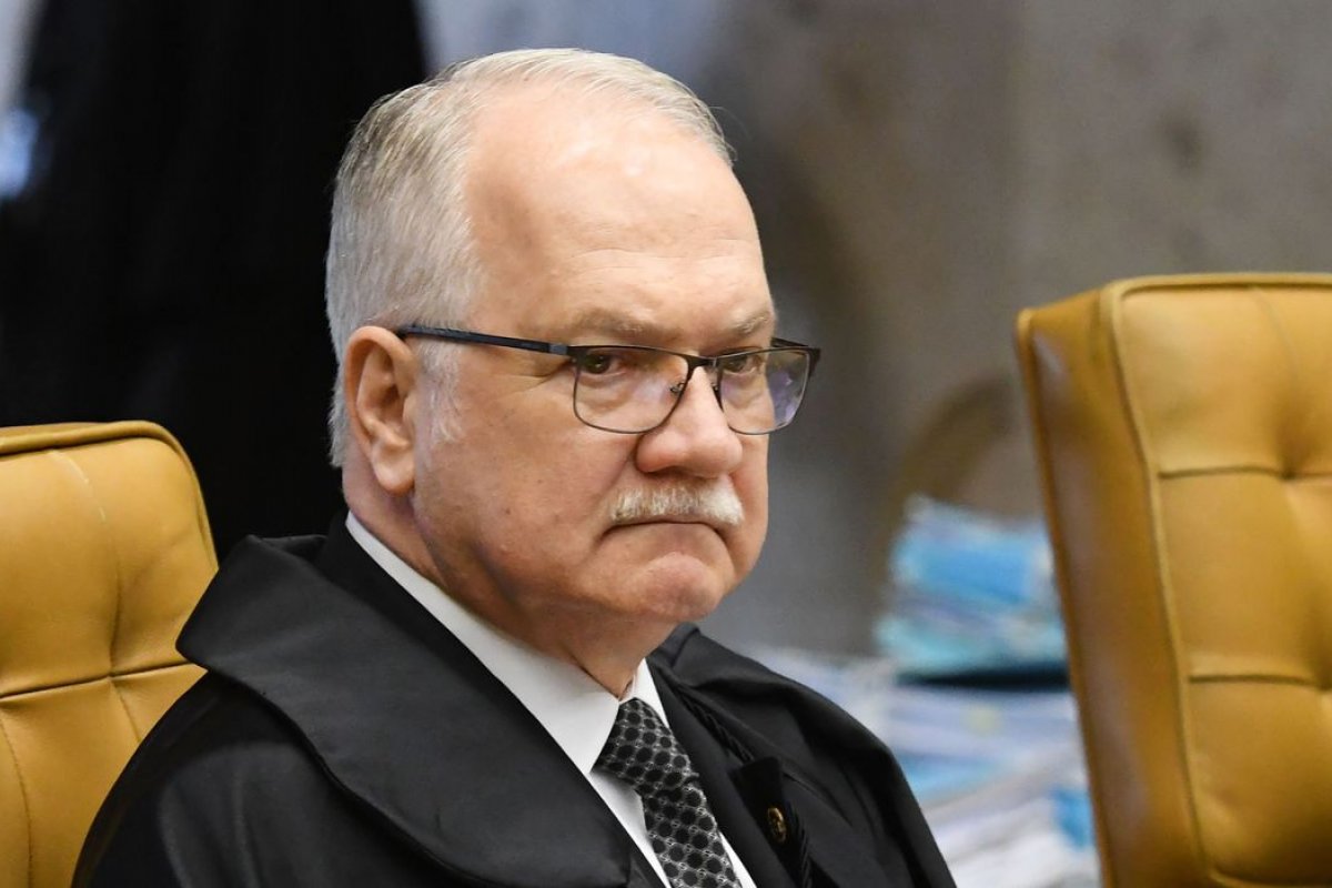 Fachin diz que pressão sobre Judiciário é ‘intolerável e inaceitável’ ao reagir tuíte de general antes de julgamento de Lula 