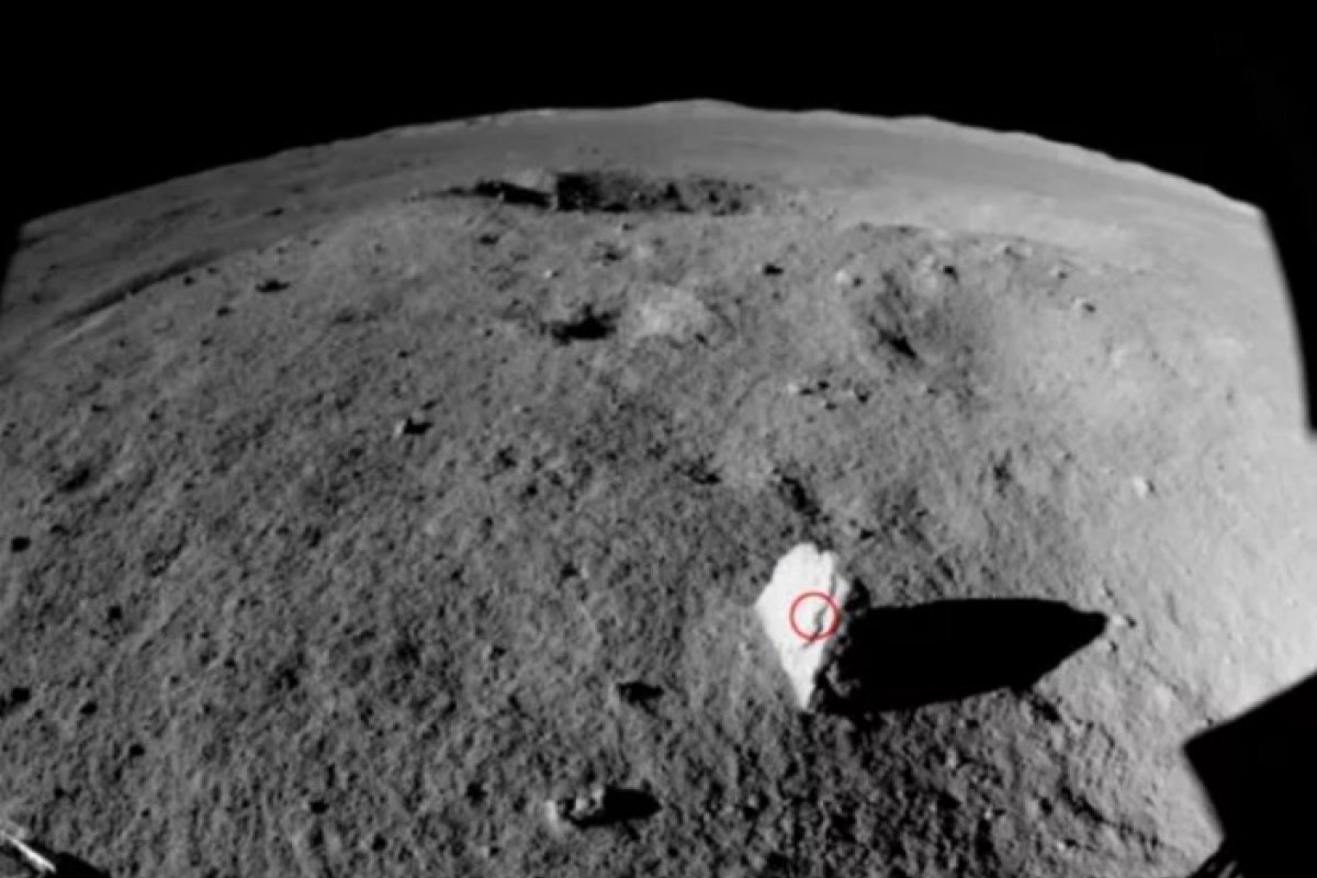 China descobre rocha pontiaguda na superfície da Lua