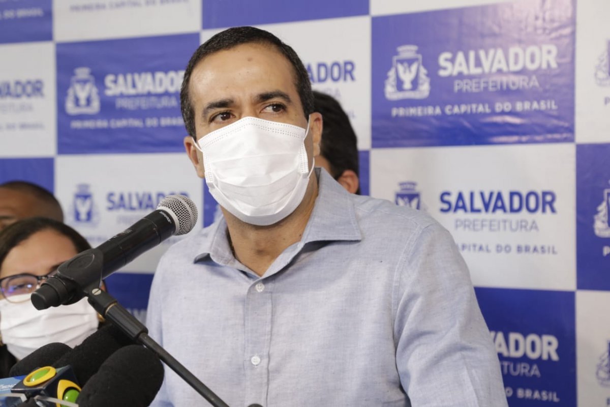 Bruno Reis fecha cinemas e teatros em Salvador 