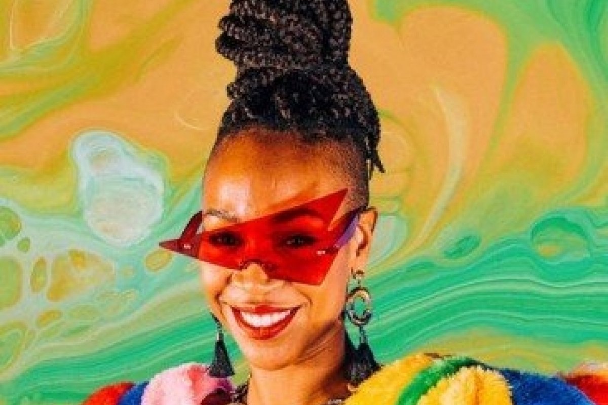 Tensão! Equipe de Karol Conká demite funcionários, cancela lançamento de música e cogita contratar escolta para proteger a cantora  