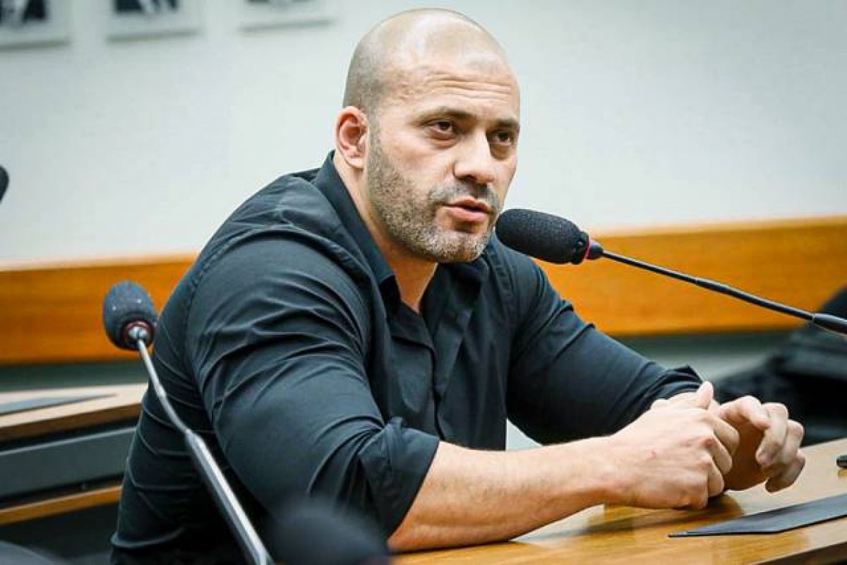 Motivado pelas representações contra Daniel Silveira, Conselho de Ética da Câmara volta nesta terça (23)