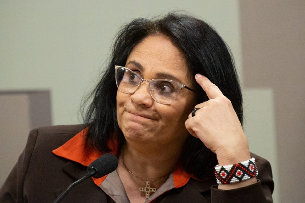 Ministério da Mulher e Direitos Humanos anula mais de 120 reconhecimentos de anistiados políticos