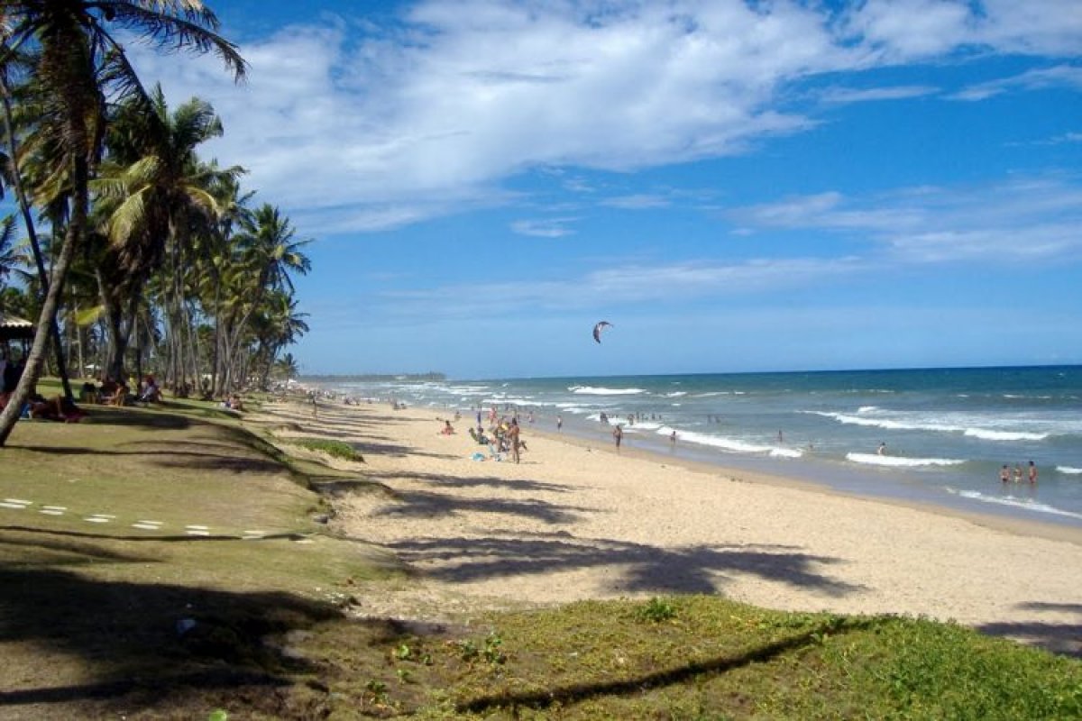 Prefeitura de Lauro de Freitas determina fechamento de praias