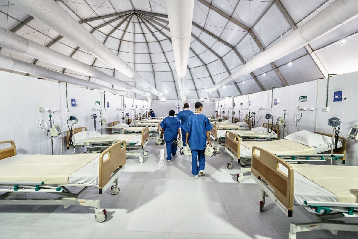OMS registra redução nas mortes globais por Covid-19 em 6 semanas seguidas