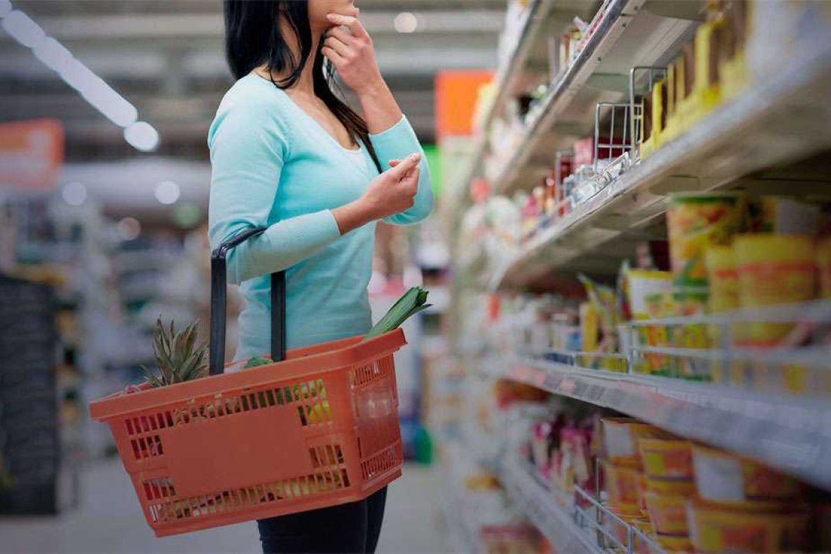 Índice de confiança do consumidor tem aumento em fevereiro
