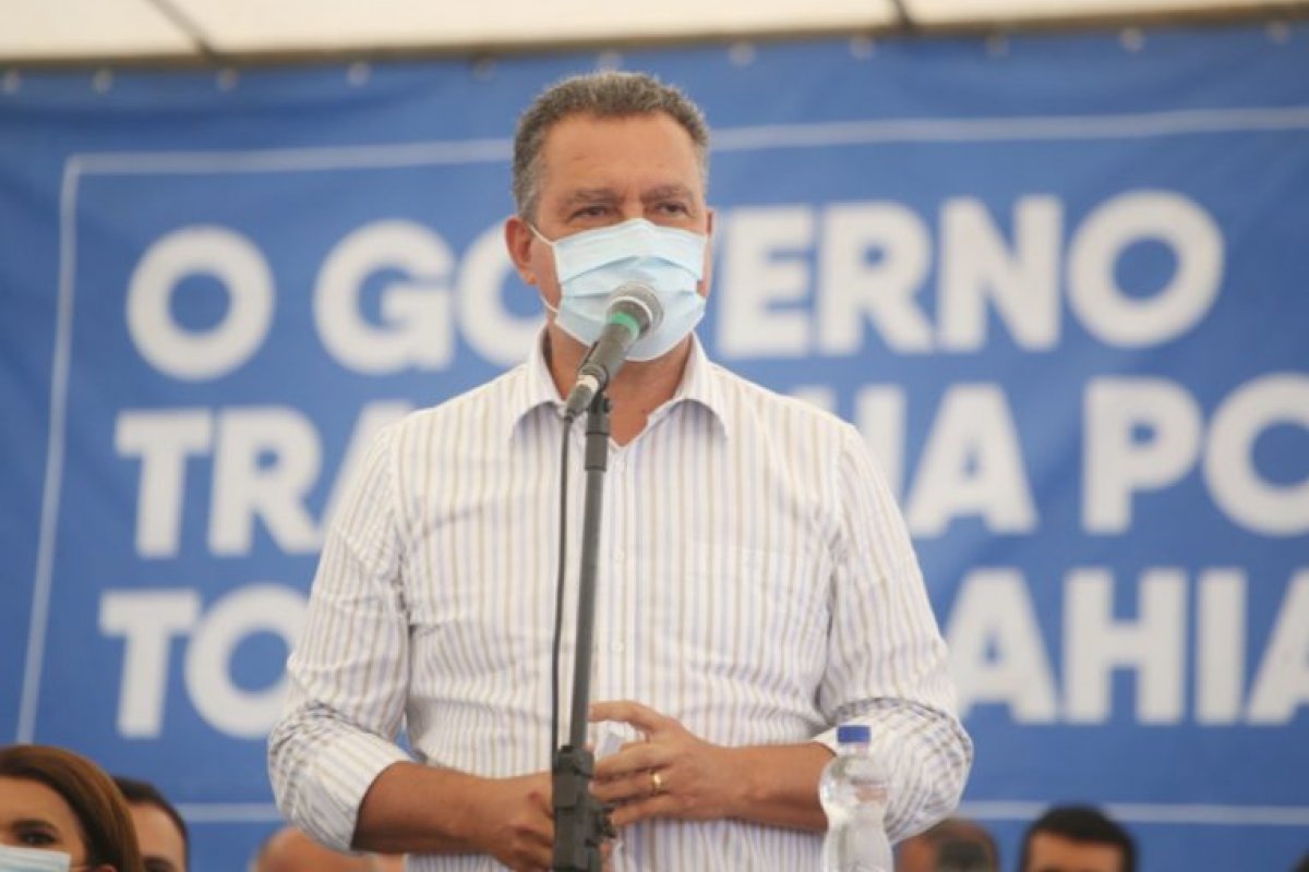 Rui suspende missas e cultos na Bahia