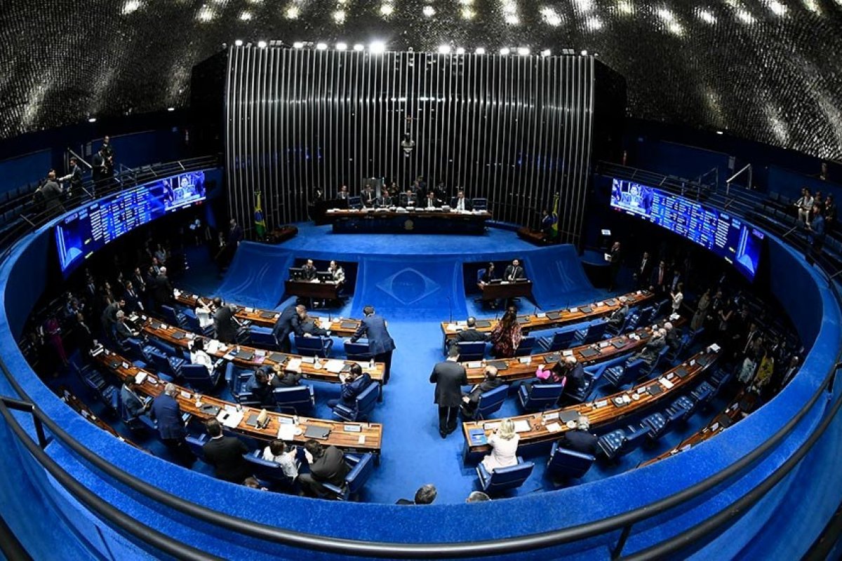 Senado deve votar nesta quarta (24) PL que autoriza estados e municípios a comprarem vacinas contra a Covid-19