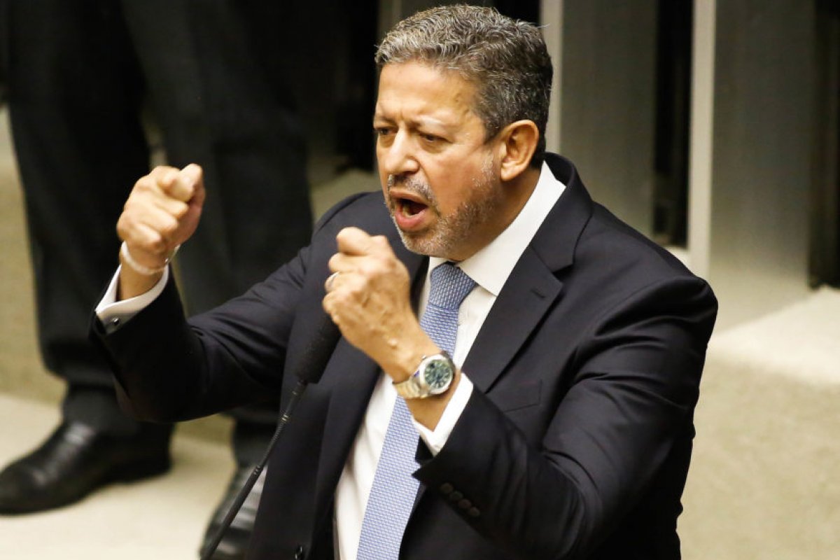 Lira diz que parlamentares precisam ter "voto e voz preservados"