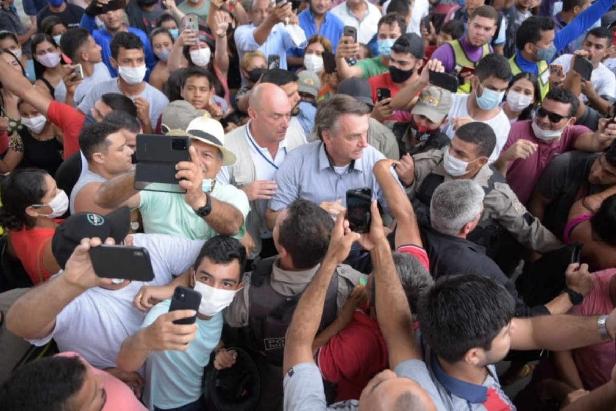 Governador do Ceará afirma que não encontrará com Bolsonaro para evitar aglomeração