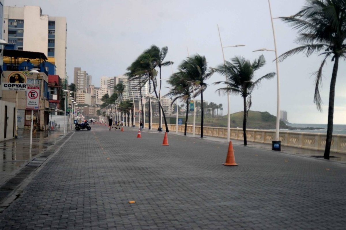 Decretos de restrição são prorrogados em Salvador